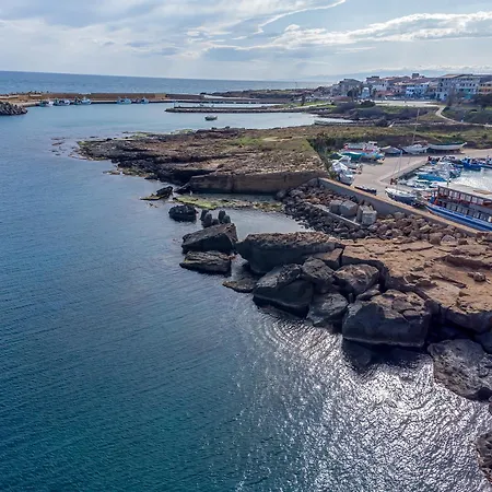 Ξενοδοχείο με διαμερίσματα Home Le Castella 3*