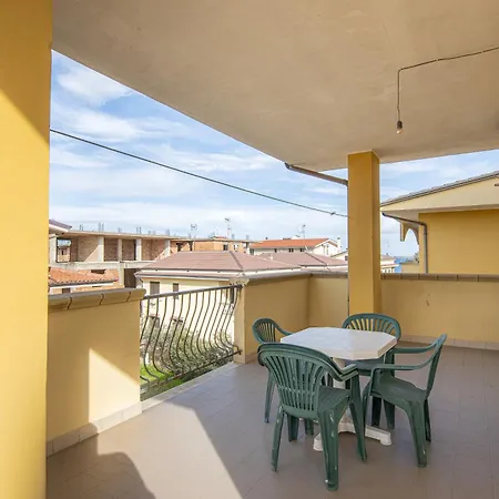 Home Le Castella شقة فندقية 3*