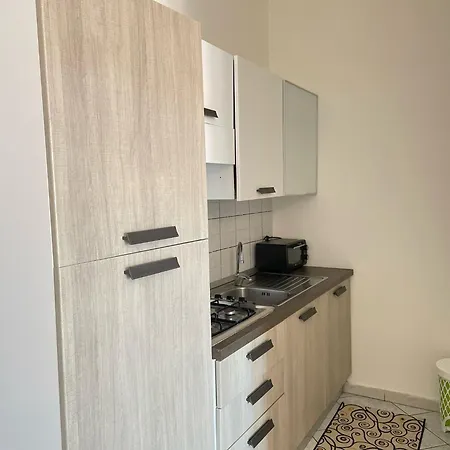 شقة فندقية Home Le Castella 3*