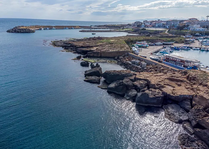 Aparthotel Home Le Castella 3*